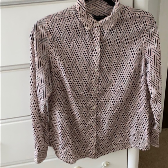 Banana Republic Tops - Banana republic blouse